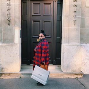 Meet your Posher, Alyshia